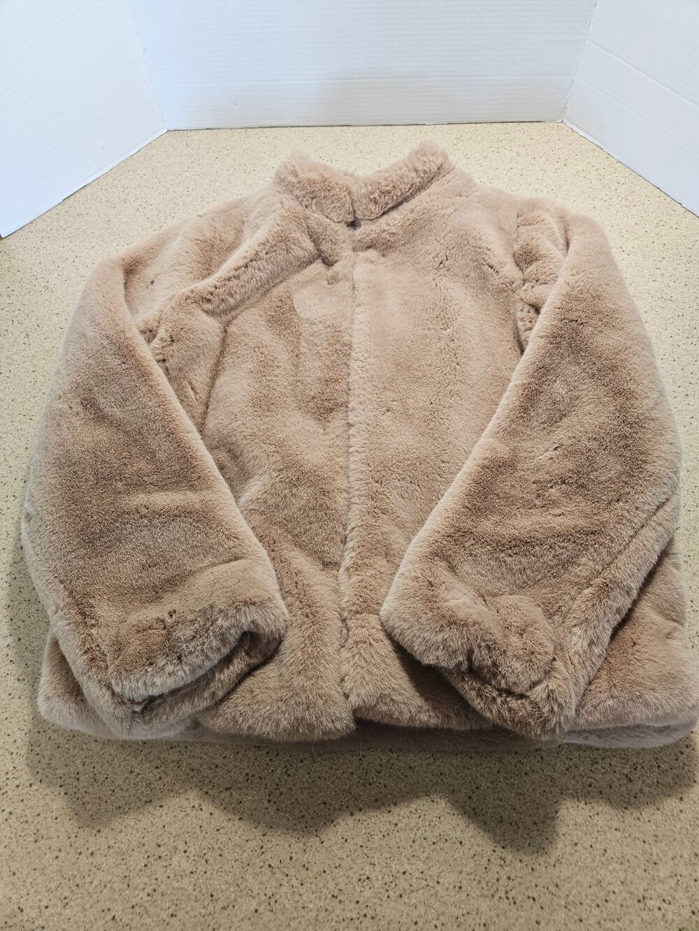 Magaschoni Plush Faux Fur Jacket Light Taupe Tan Mock Neck Coat